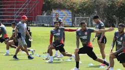Selección Peruana cumplió una sesión más de entrenamiento en el complejo deportivo de la Videna. Foto: FPF