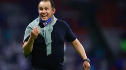 Juan Reynoso, DT de Cruz Azul habló sobre lo que le espera a la Selección Peruana. Foto: Getty