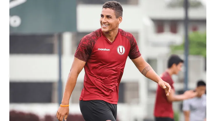 Doblete de Alexander Succar: Universitario goleó por 4-0 a la Universidad San Martín