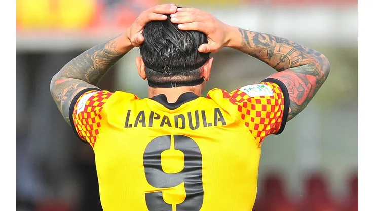Gianluca Lapadula no seguiría en el Benevento. (Foto: Getty Images)