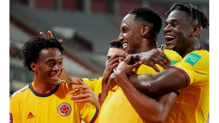 Selección Colombia ante Perú en el estadio Nacional. (Foto: Twitter Selección Colombia)