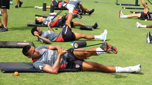 La Selección Peruana sumó un día más de entrenamientos en el complejo deportivo de la Videna. Foto: FPF