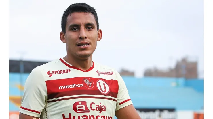 Alex Valera festejando un gol con Universitario. (Foto: Liga de Fútbol Profesional)