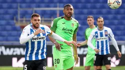 Aldair Fuentes disputando un partido con Fuenlabrada ante Espanyol. Foto: Getty