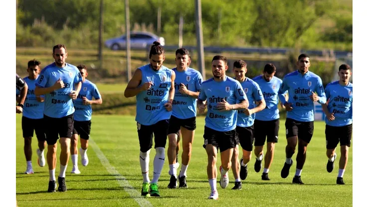 Uruguay jugará ante Perú en la penúltima fecha de las Eliminatorias Sudamericanas. (Foto: Twitter Selección uruguaya)