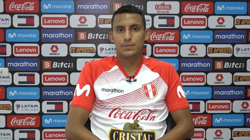 Alex Valera en entrevista para la FPF tras culminar el entrenamiento de la Selección Peruana. Foto: FPF