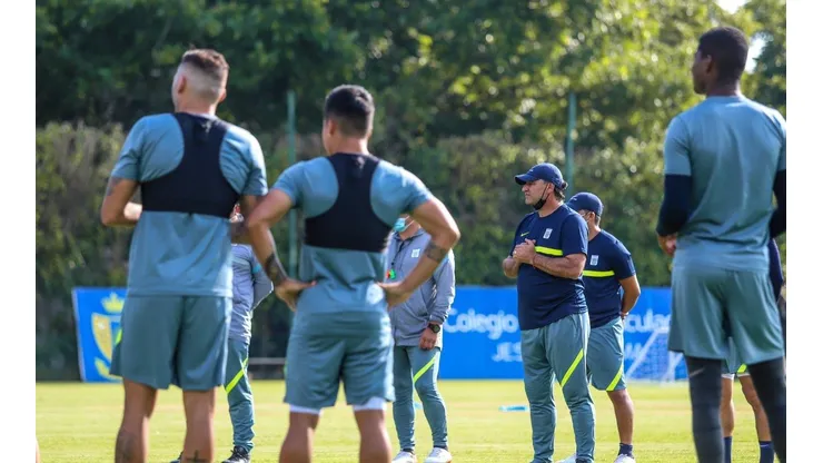 Buenas noticias para Carlos Bustos.