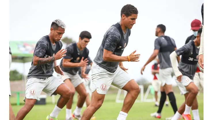 Ricardo Gareca habló sobre la fiesta de cumpleaños de Paolo Guerrero. Foto: Willax Deportes, Getty