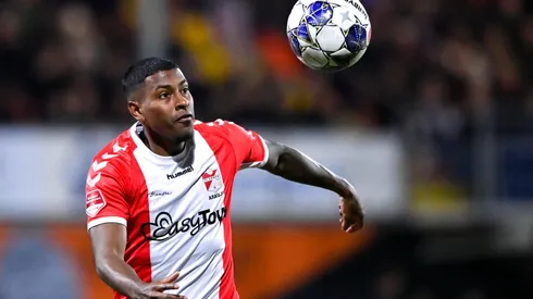FC Emmen con Miguel Araujo enfrentado al FC Volendam por la Eerste Divisie. Foto: Getty