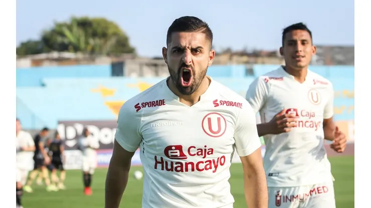 Luis Urruti celebra su gol con Universitario frente a Cusco. Foto: Liga Profesional de Fútbol (Flickr)