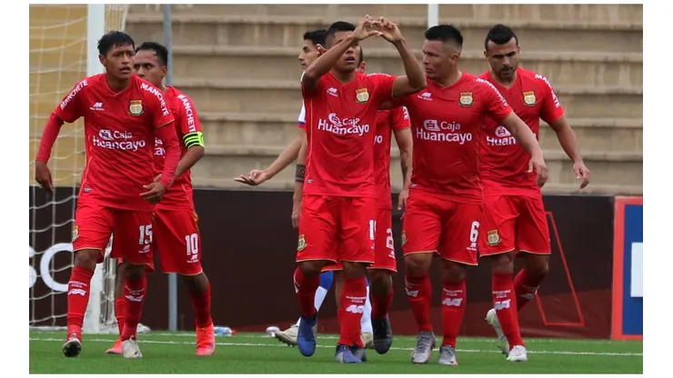 El plantel de Sport Huancayo celebrando un gol. (Foto: Liga de Fútbol Profesional)