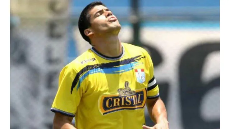 Erick Delgado se confiesa ante su hinchada: "Deseo retirarme en Sporting Cristal"