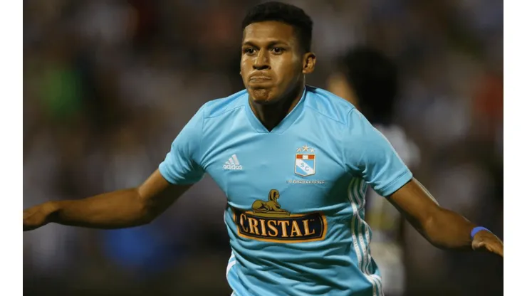 Solo falta presentarlo oficialmente: Fernando Pacheco vuelve a Sporting Cristal
