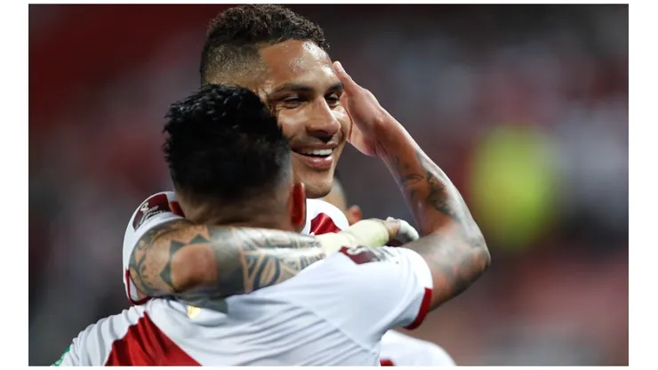 Paolo Guerrero en la órbita de un gigante de Paraguay