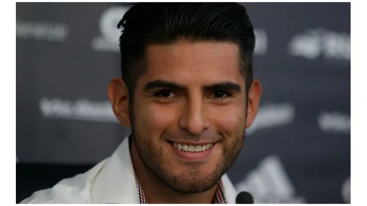Carlos Zambrano fue confirmado en despedida de mítico jugador paraguayo