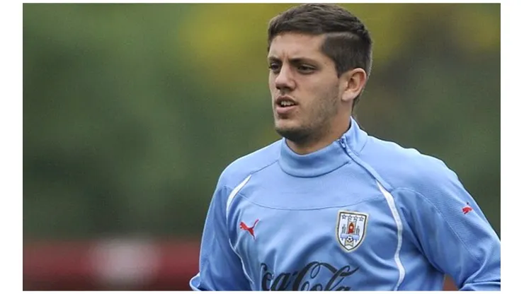 Alianza Atlético confirmó a defensa uruguayo subcampeón del mundo juvenil