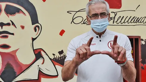 Gregorio Pérez no cierra la puerta a más fichajes para Universitario