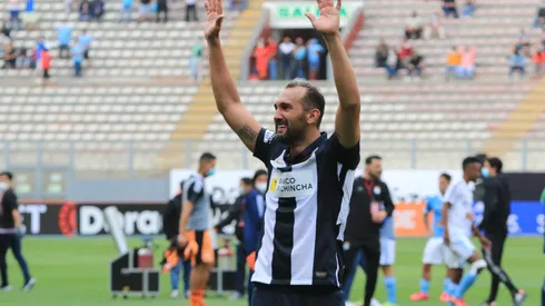 ¿Se dará la renovación? Alianza Lima todavía no asegura a Hernán Barcos