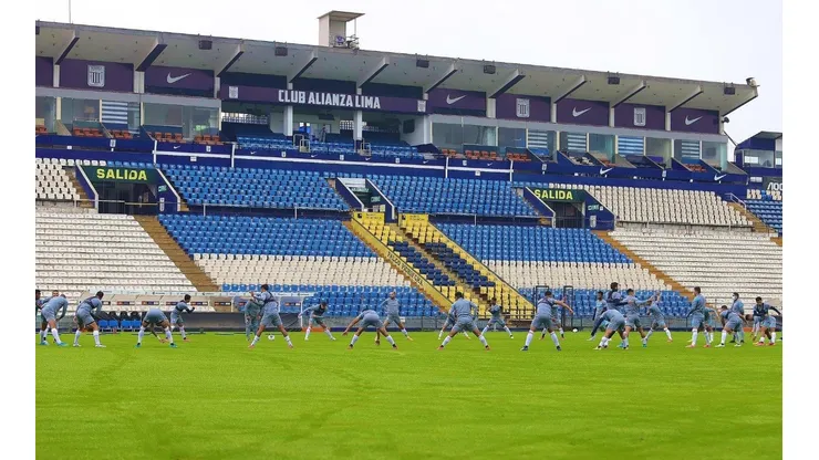 Alianza Lima es uno de los equipos más campeones del fútbol peruano.