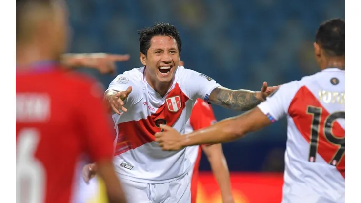 Gianluca Lapadula festeja en la Copa América de Brasil 2021. Foto: Getty