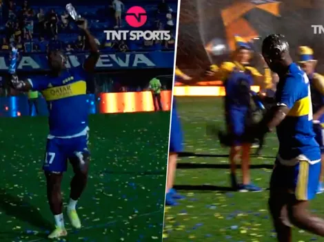 Luis Advíncula se robó la fiesta en el 'día del hincha de Boca' bailando en la cancha