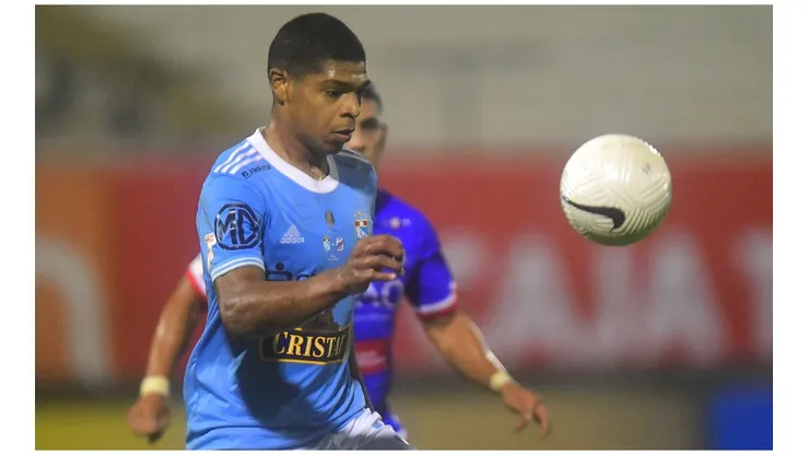 La razón por la que Sporting Cristal busca vender a Percy Liza