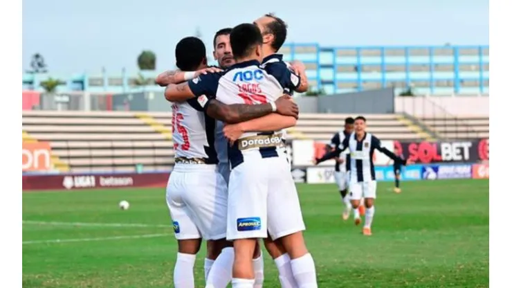Hernán Barcos fue el goleador de Alianza Lima en el presente año.