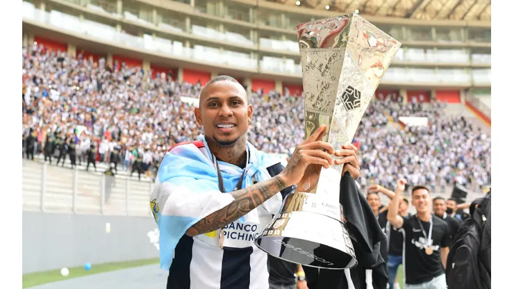 Todo puede pasar: Arley Rodríguez se quedaría en Alianza Lima tras giro inesperado