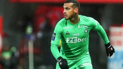 Miguel Trauco se quedó sin entrenador y su equipo está en zona de descenso