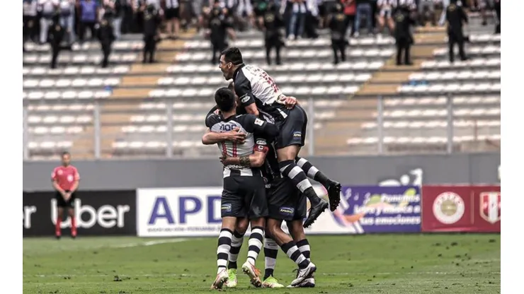 Alianza Lima se constragó campeón de la Liga hace menos de una semana.