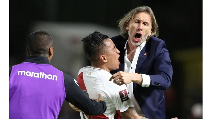 Uno de los goles más gritados en las Eliminatorias a Qatar 2022 con Christian Cueva y Ricardo Gareca. Foto: Getty