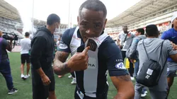 Wilmer Aguirre renovará contrato con Alianza Lima por toda la temporada 2022