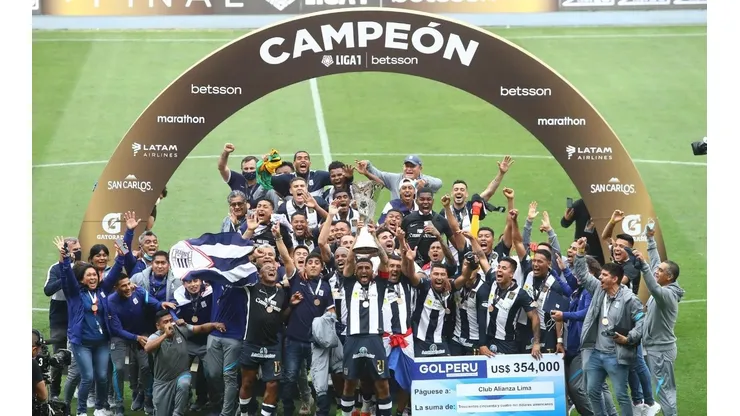 Alianza Lima ganó el último domingo la Liga en su versión 2021.