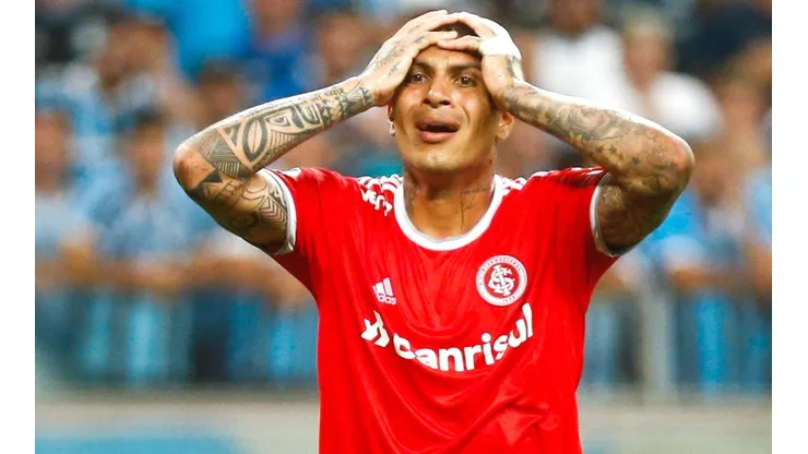 ¡ÚLTIMO MINUTO! Las 3 razones que alejan a Paolo Guerrero de Boca Juniors