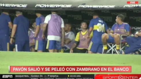 Carlos Zambrano casi se va a las manos con Cristian Pavón en el banco de suplentes