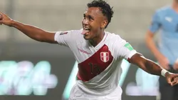 Renato Tapia sobre Gianluca Lapadula: "El equipo no es solo él"