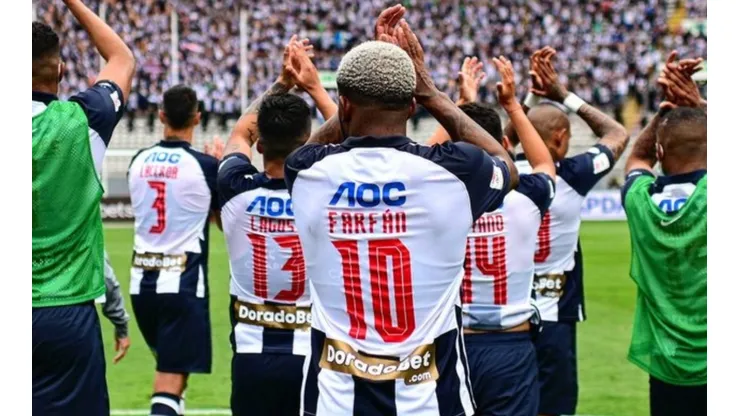Jefferson Farfán feliz, pero hace un llamado a la tranquilidad: "Esto no ha terminado"
