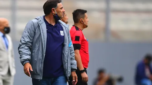 Bustos reveló la condición de Farfán de cara a la segunda final del domingo