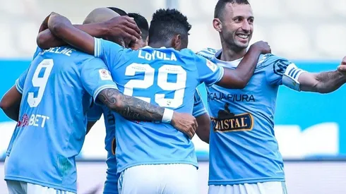 Facebook Oficial: Sporting Cristal