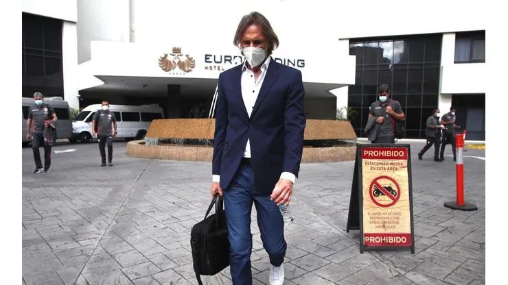 Ricardo Gareca busca romper su pero racha de visitante este martes en Caracas.