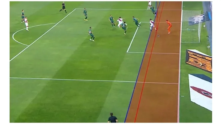 El audio del VAR en el gol anulado a Lapadula: "Ahí tenemos contacto"