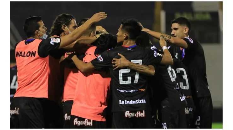 Mannucci anunció dos fichajes y una renovación