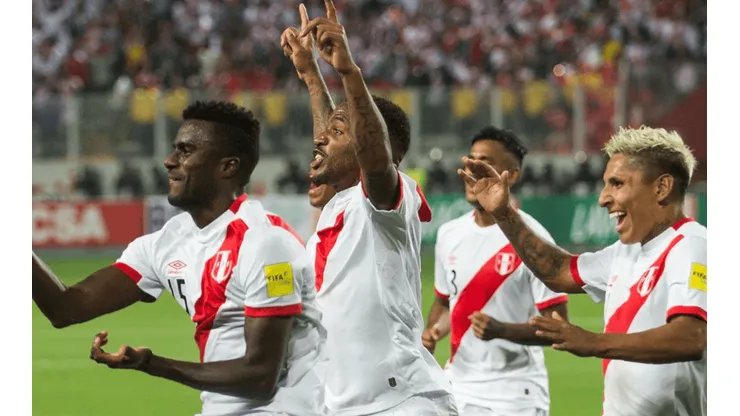 La Selección Peruana clasificó a 'Rusia 2018' hace 4 años tras vencer a Nueva Zelanda