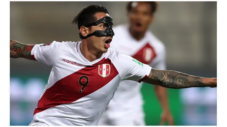 Lapadula al lado de Neymar como mejor delantero de la fecha 13