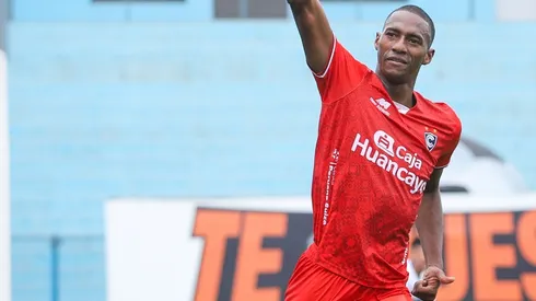 ¡Giro en el mercado de pases! Ayarza rechazó a la 'U' y se fue a Cusco FC