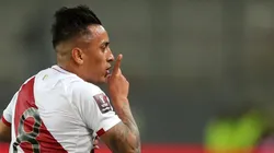 Christian Cueva marcó el 2-0 de cabeza en el Nacional de Lima.