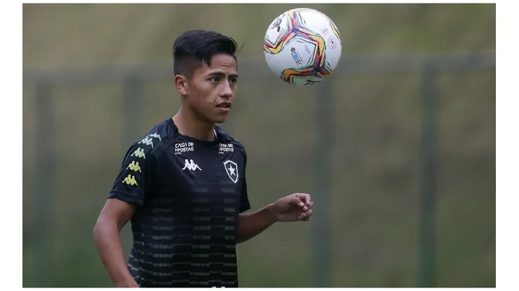 ¡Pierde el fichaje del año! Alexander Lecaros no llegará a Universitario de Deportes