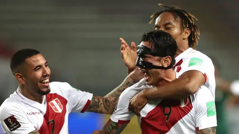 Gianluca Lapadula abrió el marcado, Cueva lo amplíó y Peña puso el tercero.