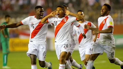 Edison Flores fue quien abrió el marcador en el segundo tiempo contra Bolivia en el 2017.
