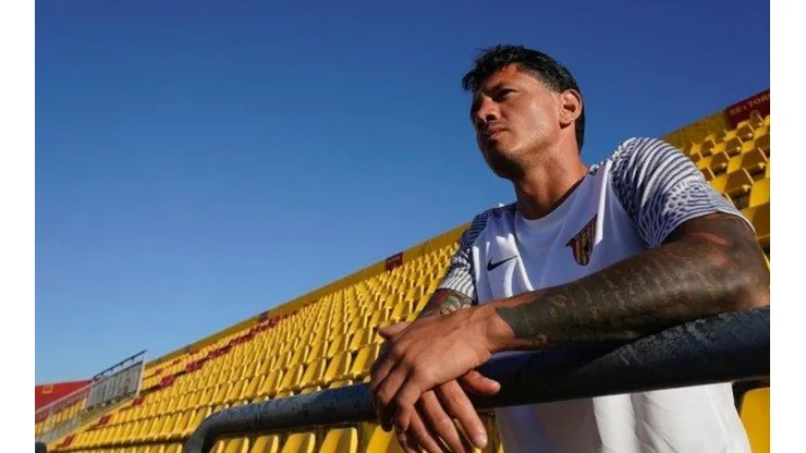 Gianluca Lapadula se quedó en el Benevento, a pesar del descenso.